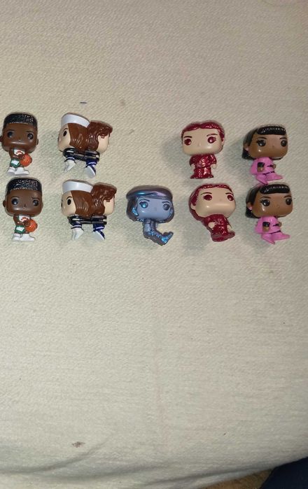 Stranger things Kinder joy