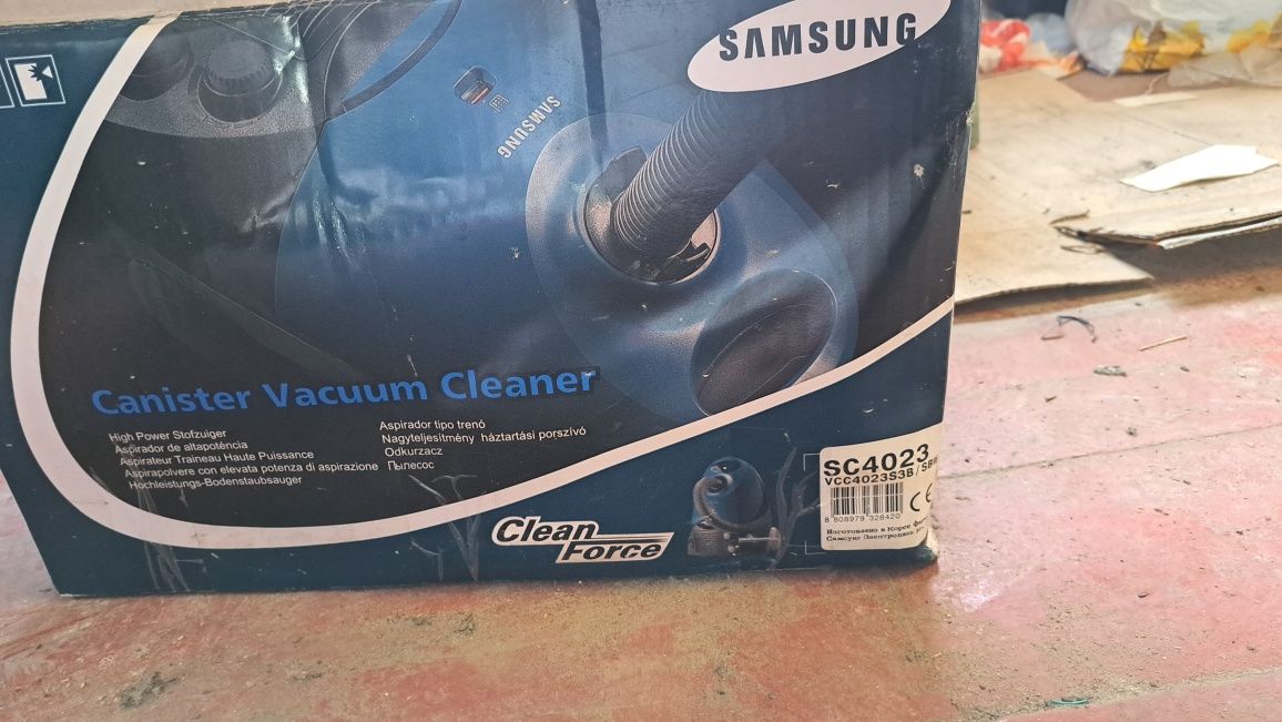 Samsung 1300w SC 4023