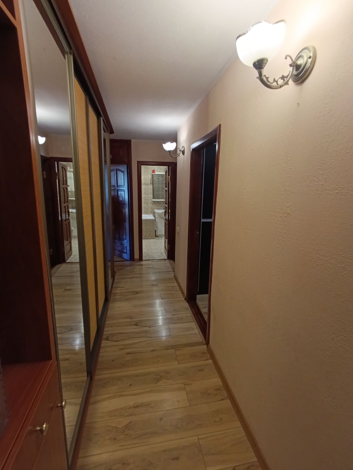 Продам 3 х ком квартиру на Крымском бульваре/ Заболотного