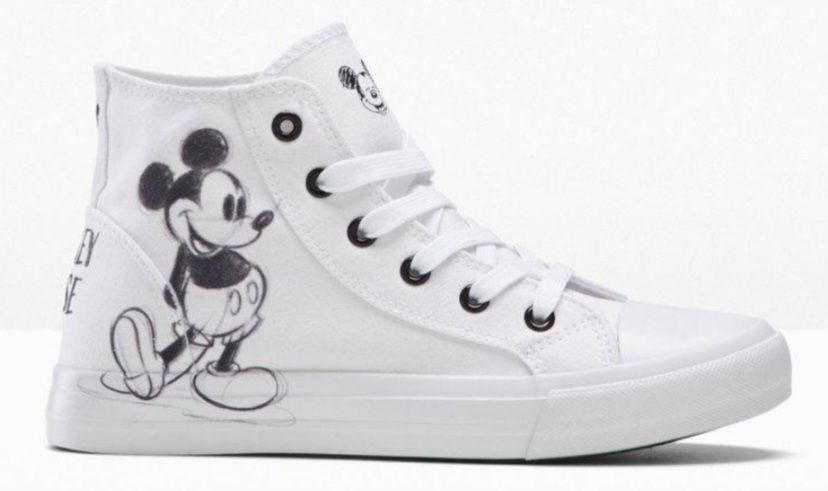 Nowe trampki ze wzorem Mickey Mouse, rozm.42, długość.wkł.26,7cm