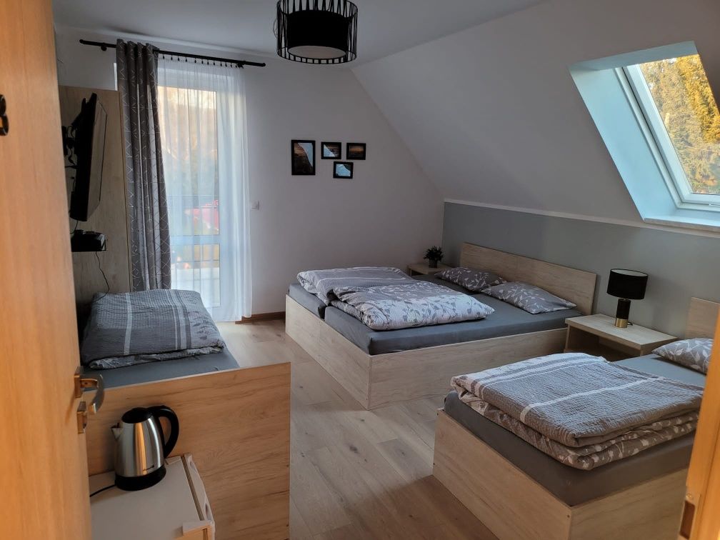 Pokój z łazienką i balkonem. Blisko Parku, błędne Skały,