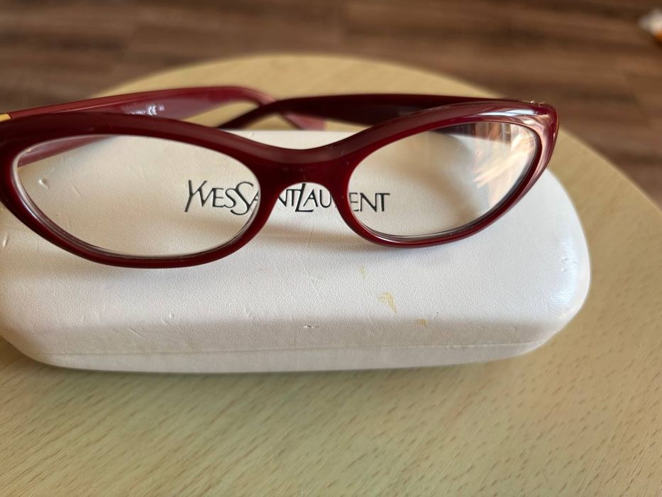 YvesSaintLaurent окуляри