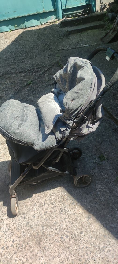 Продам коляску cybex eezy s2