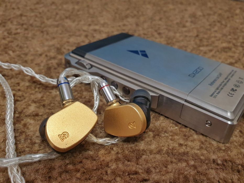 Campfire audio Solaris gold