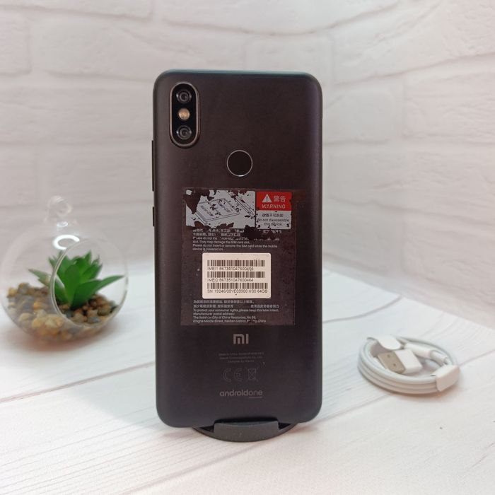 Продам телефон Xiaomi Mi A2 4/64Gb в гарному стані
