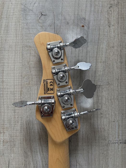 Baixo Sire Marcus Miller V7 Vintage 2aGen