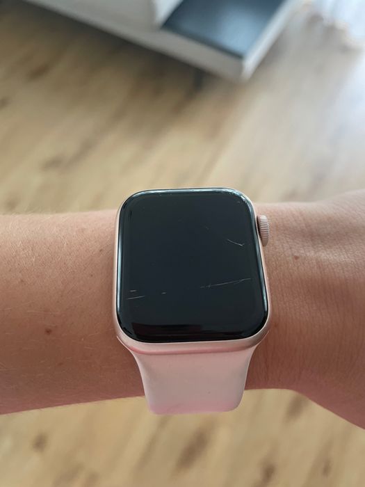 Apple Watch Series 5- 40 mm