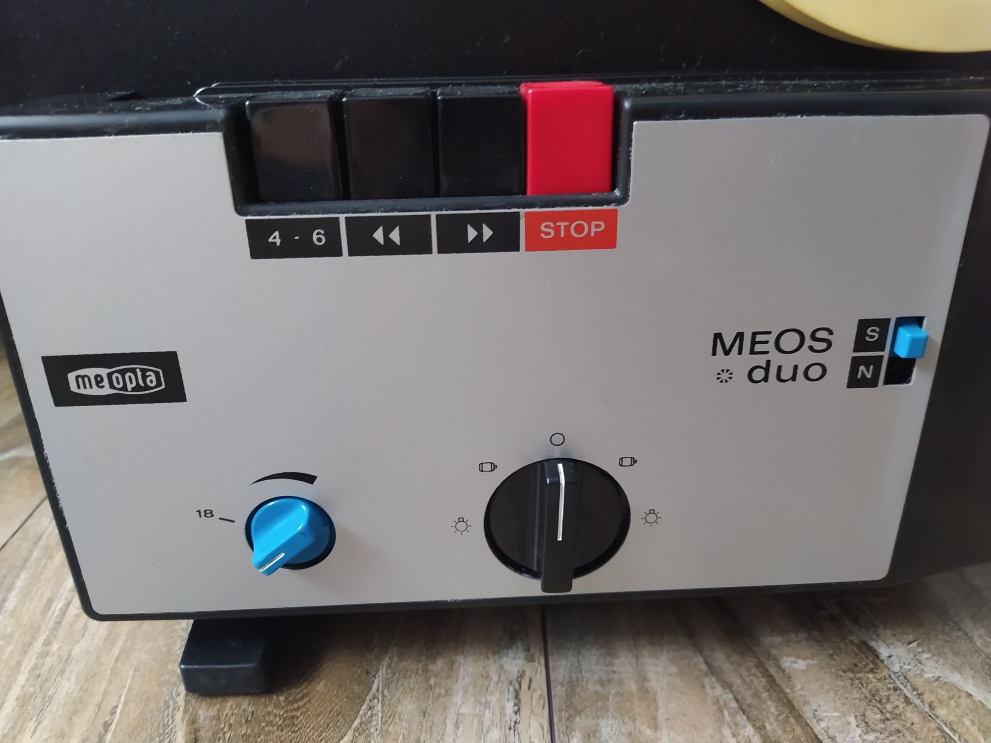 Projektor 8mm meopta meos duo