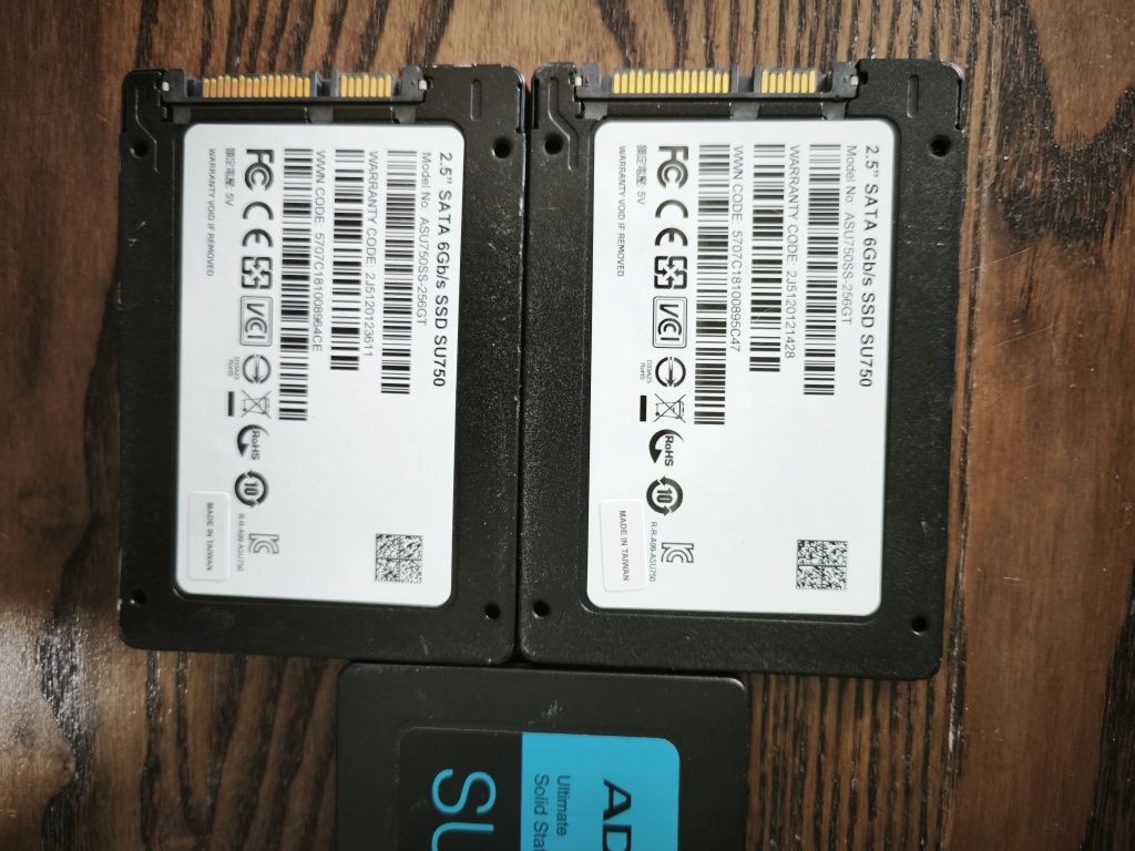 SSD Adata SU 750  256 gb