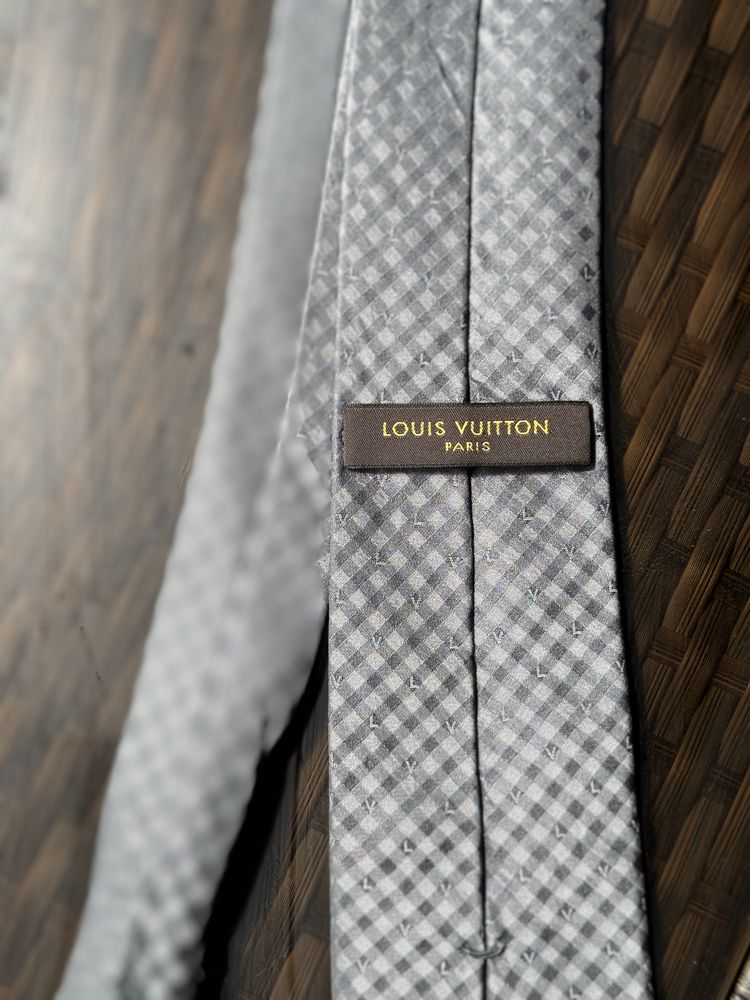 Б/у Галстук Louis Vuitton (ОРИГИНАЛ)