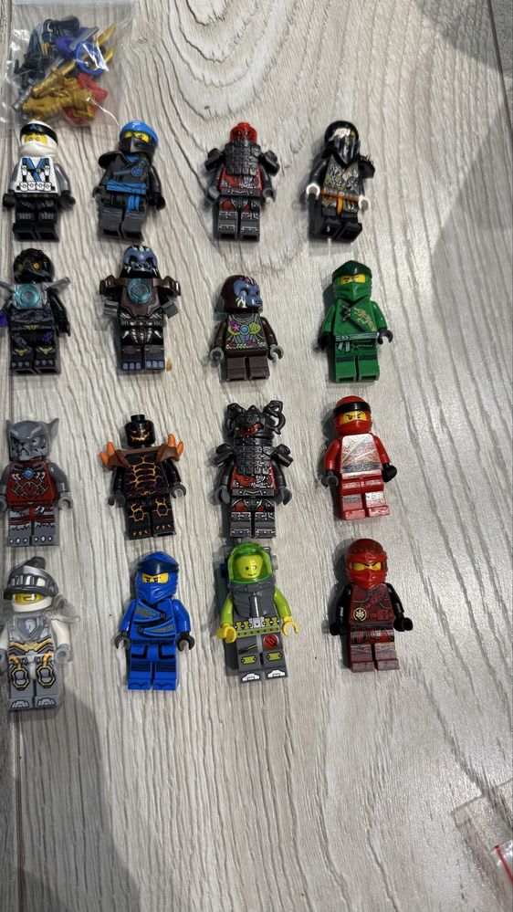 24 Figurek LEGO oryginalne ninjago disney dc marvel mix star wars