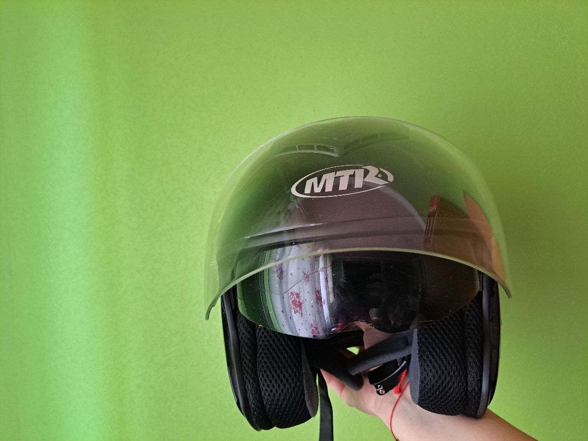 Продам мотошлем MTR
