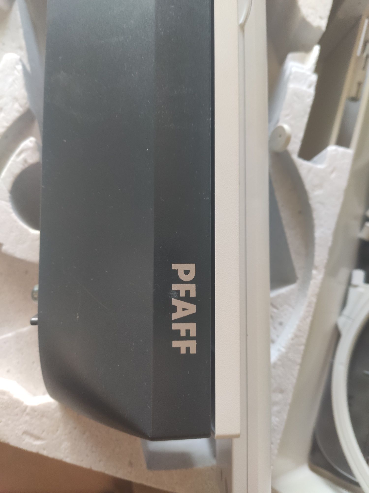 Pfaff RA 3021A вишивальний модуль Pfaff Creative 2140/2144/2170