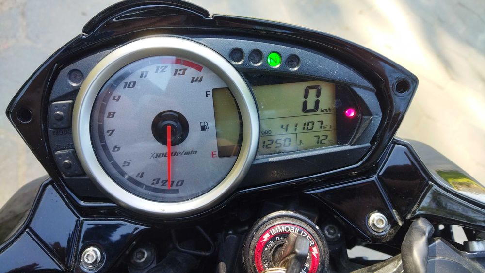 Kawasaki z750. 2007r. Stan bardzo dobry.