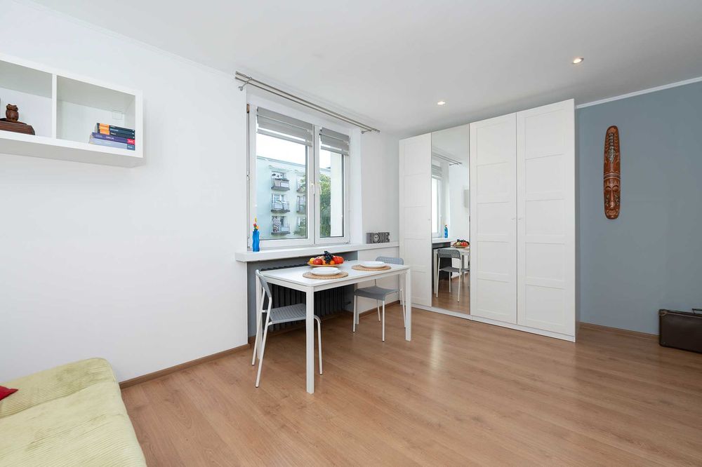 Słoneczna kawalerka na Józefa (CKD, stacja Niciarniana)