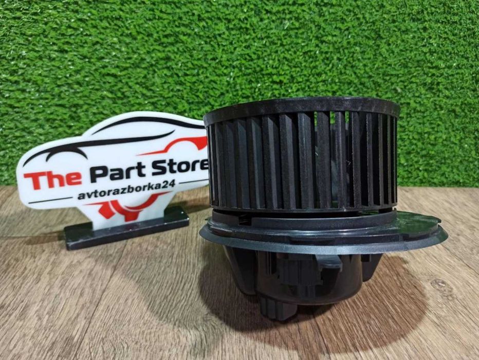 Моторчик пічки вентилятор салону 1K1819015 Шкода Ауді Сеат