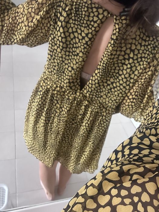 Luzna sukienka w serduszka