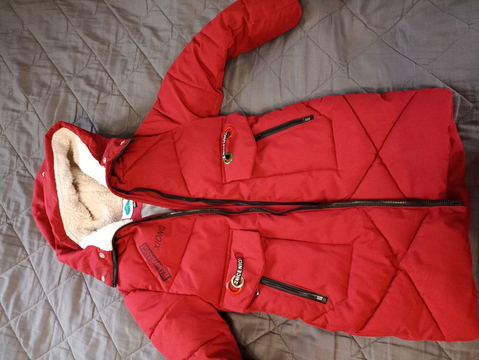 Куртка зимова на дівчинку 4-5 років