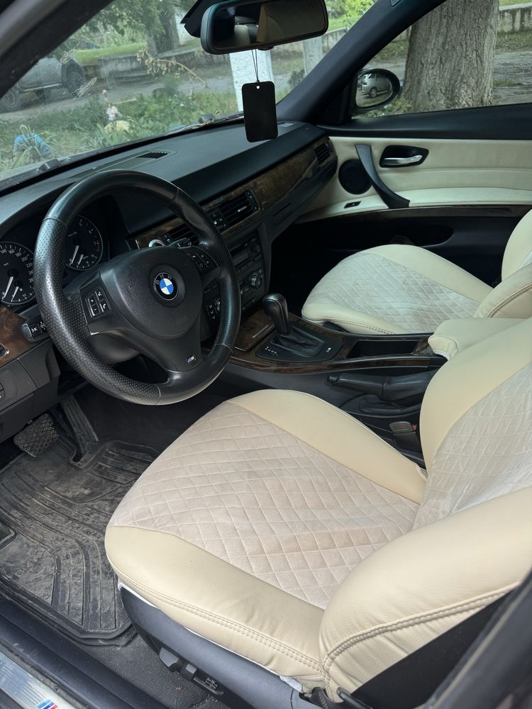 BMW 325xl  /e90