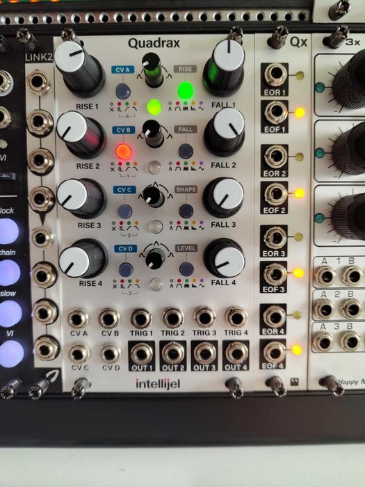 Intellijel Quadrax na gwarancji MODULAR (+QX) Okazja cenowa