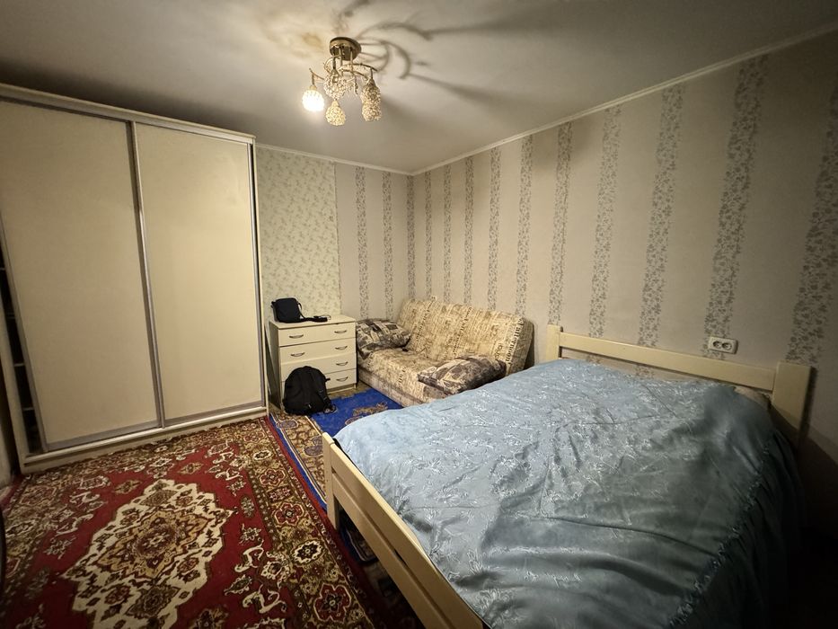 Продам 1 квмнатну квартиру район 700річчя