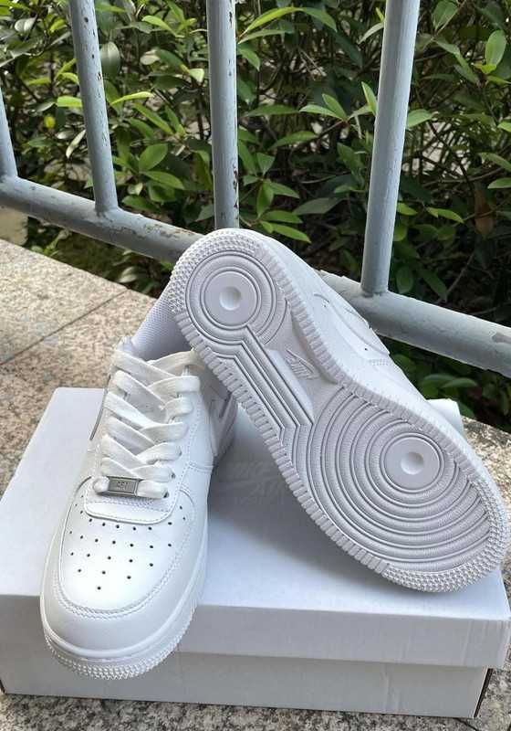Buty Nike Air Force 1 Damskie i Meskie Rozmiar.44.5