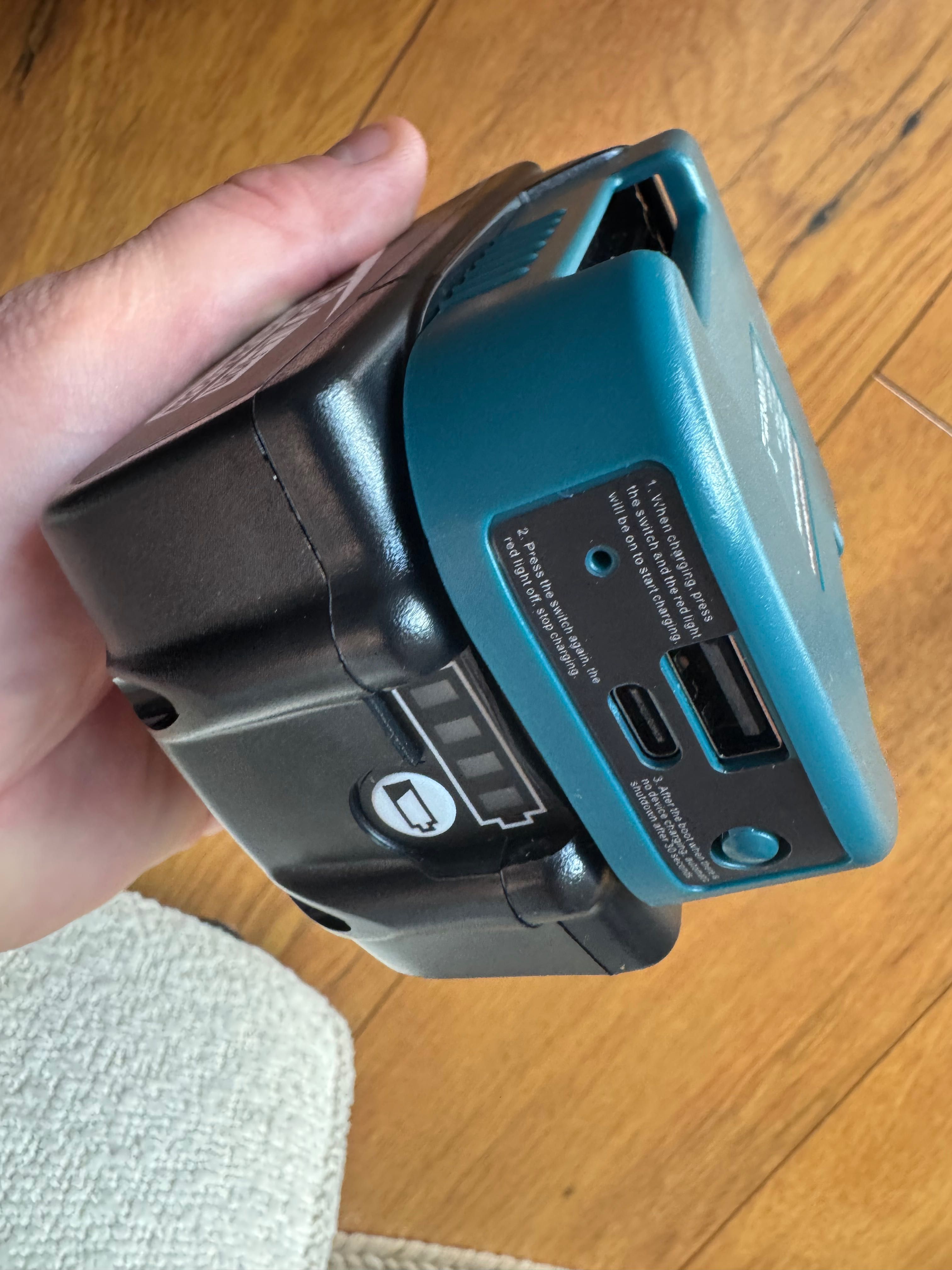 Power bank adapter na baterie makita 14v18v USB c usb. Zawieszka paska