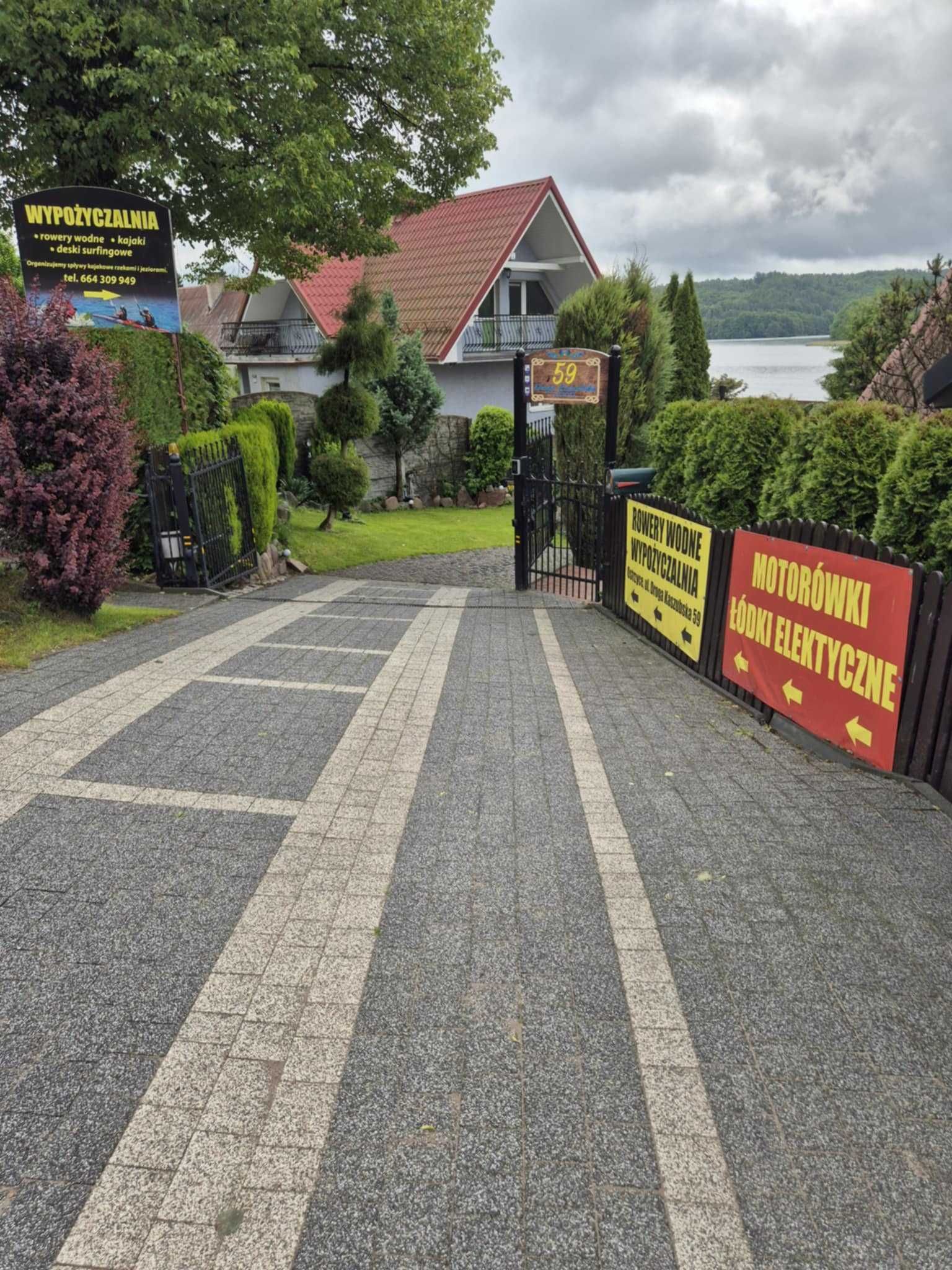 OSTRZYCE na Kaszubach- Apartament na samym brzegu jeziora