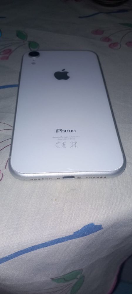 Iphone XR 64gb (leia a descrição)