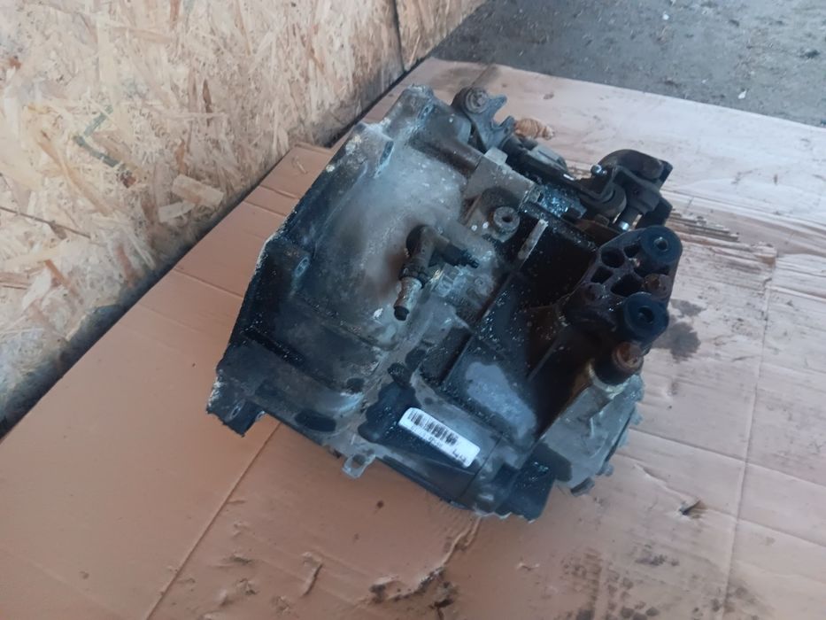 Opel meriva A 1.7 Z17DTH skrzynia biegów manualna F23 sprawna astra H