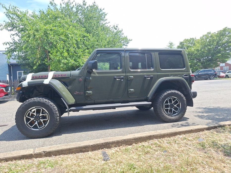 Jeep Wrangler SAHARA 2024 4XE 380PS 4H Auto Mała SZKODA 15.10 w POLSCE
