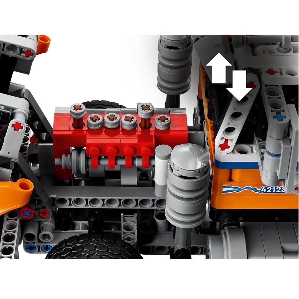 Лего LEGO Technic Вантажний евакуатор 42128