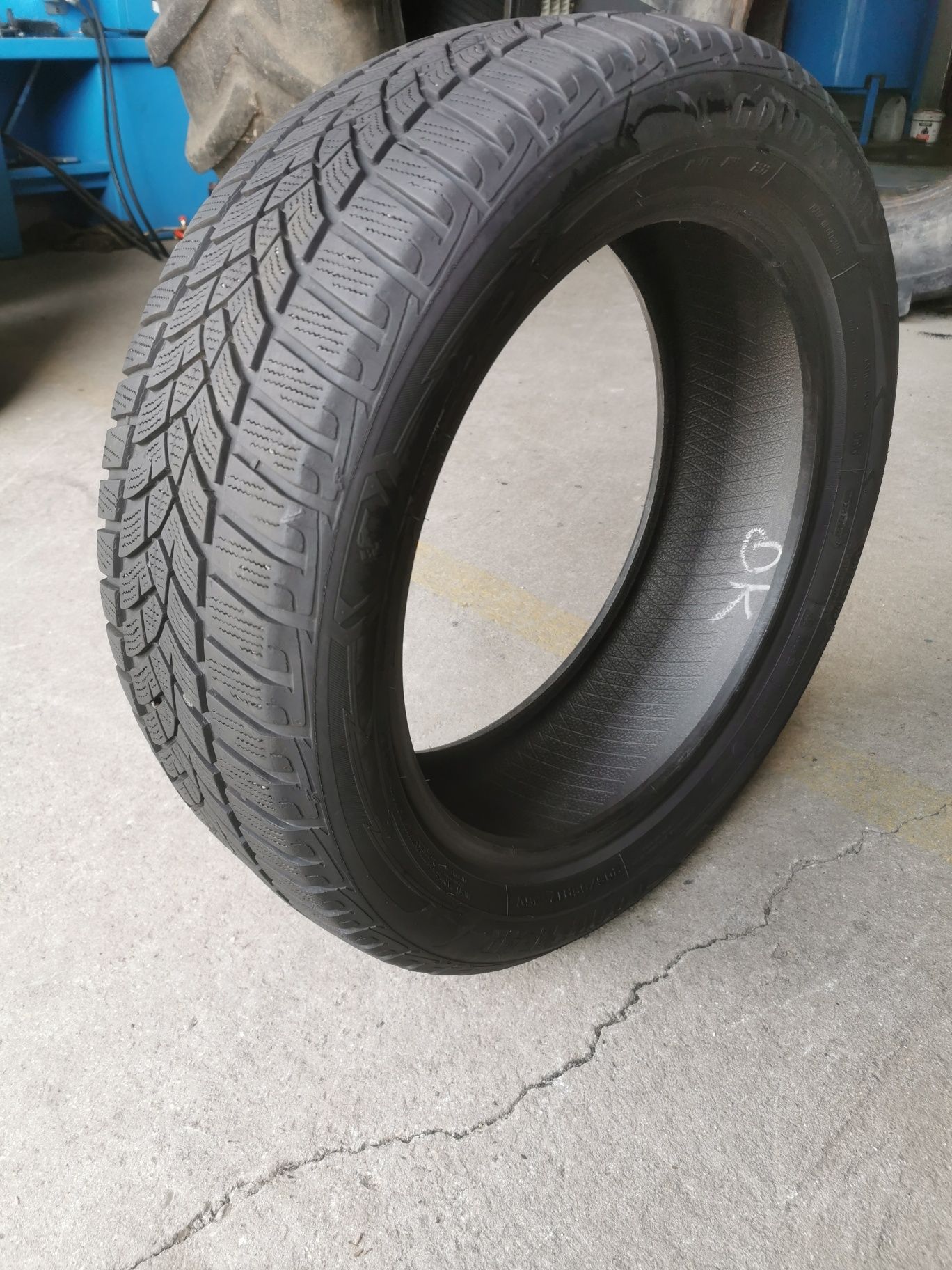 Opona 205/50R17 Goodyear UltraGrip Performance+ #61