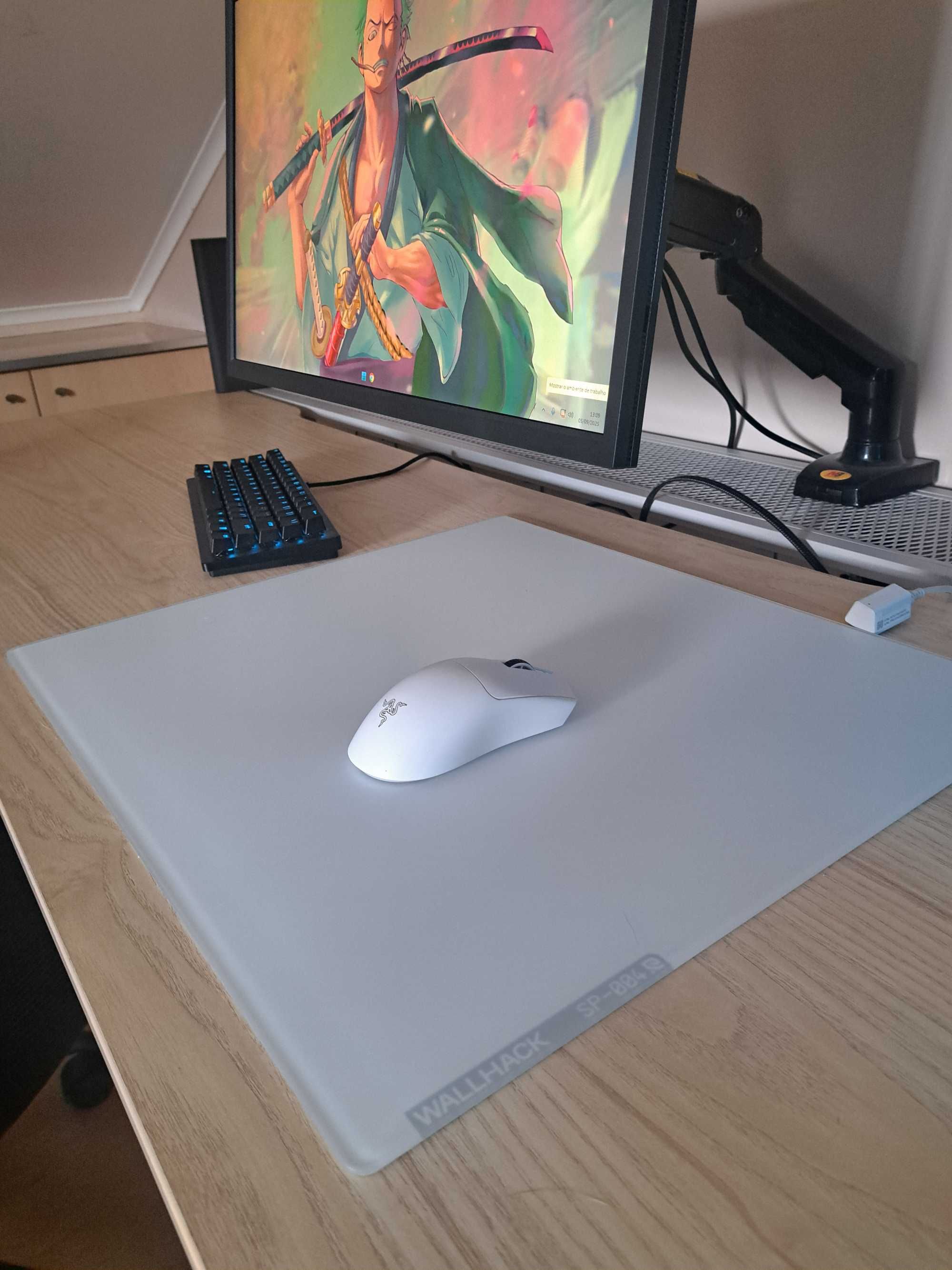 Wallhack SP-004 – Mousepad de vidro premium – Estado excelente
