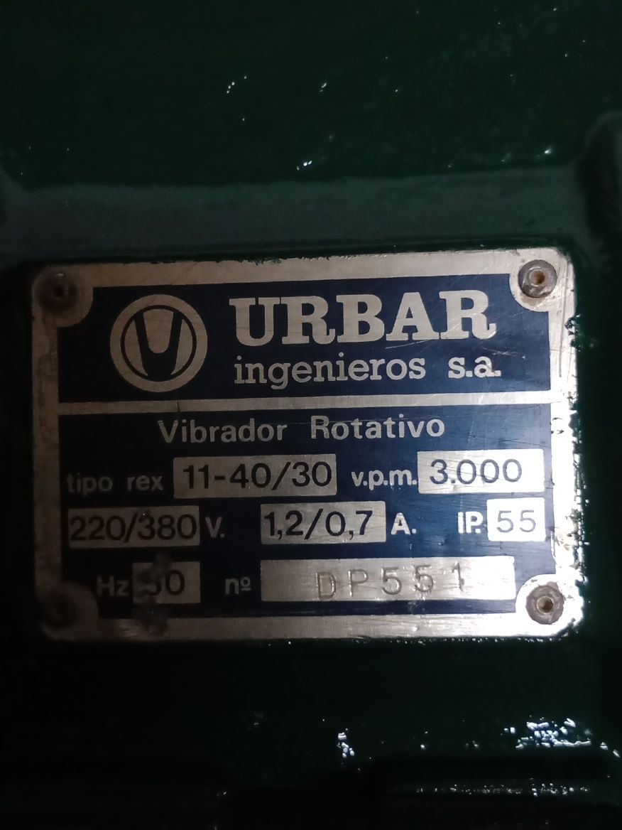 Urbar vibrador rotativo trifásica