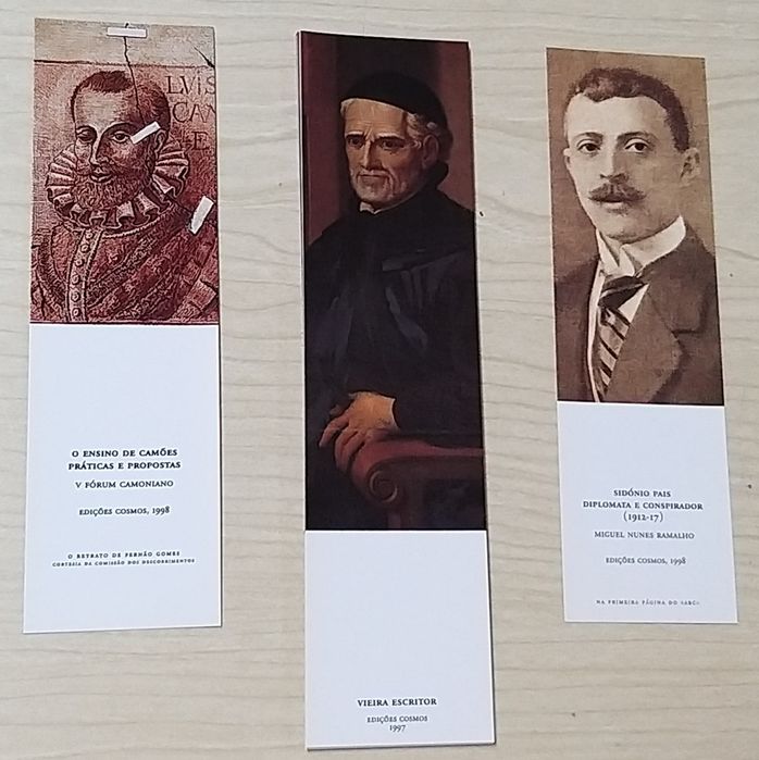 Marcadores de livros.