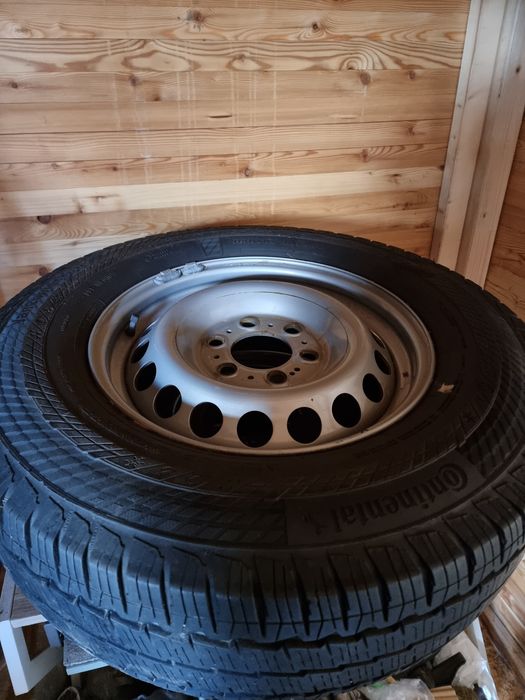 Mercedes Sprinter 5x Opony Continental Vancontact  225/75