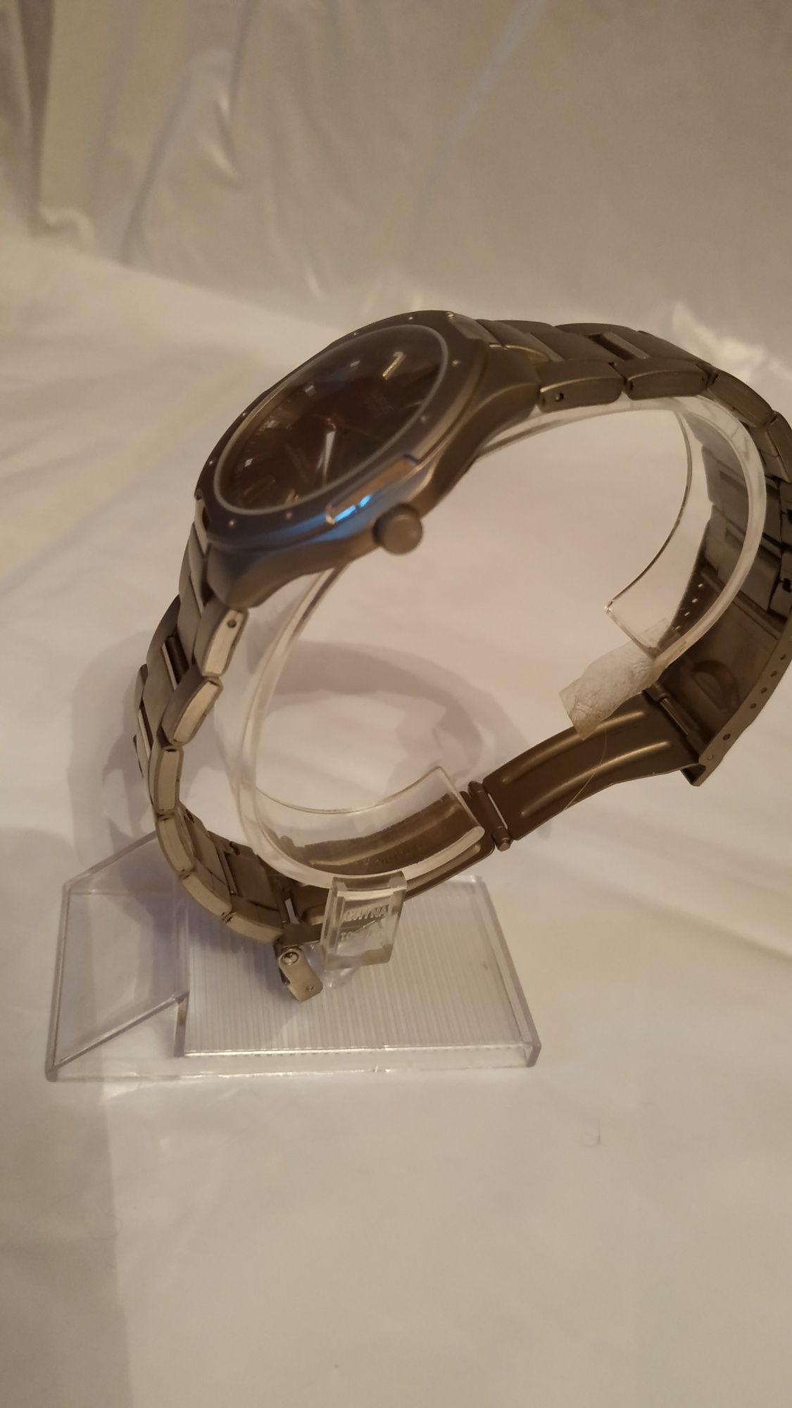 Годинник Lorus Sports Titanium, оригінал