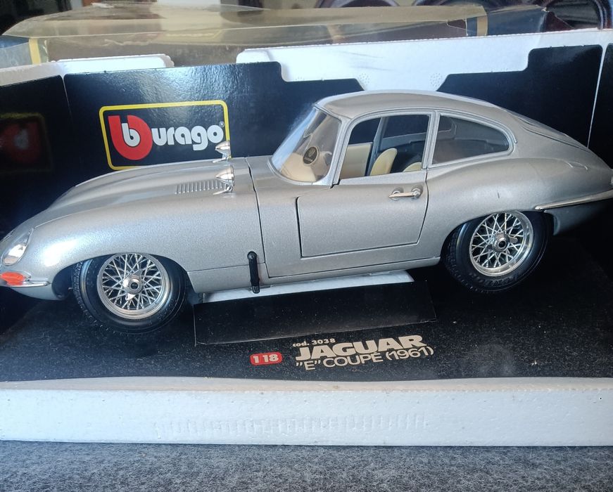 Jaguar E Coupé, col. Burago