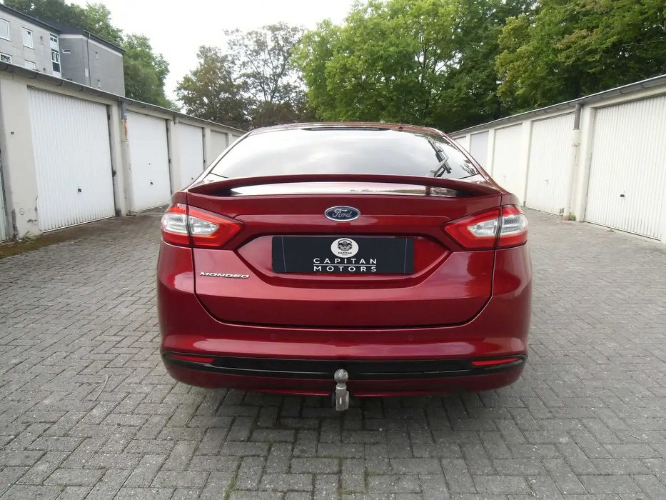 Ford Mondeo      2015