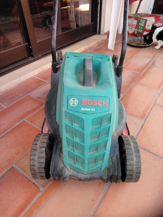 Bosch  Rotak  32