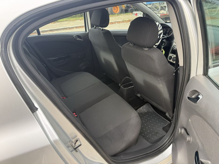 Opel Corsa 1.2b/2007rok/110 tys/Polski Salon/Maly przebieg/Okazja
