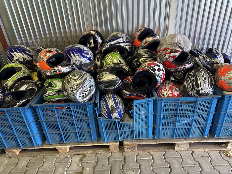 Kaski motocyklowe nowe na hulajnoge lub skurer motocykl wyprzedaz