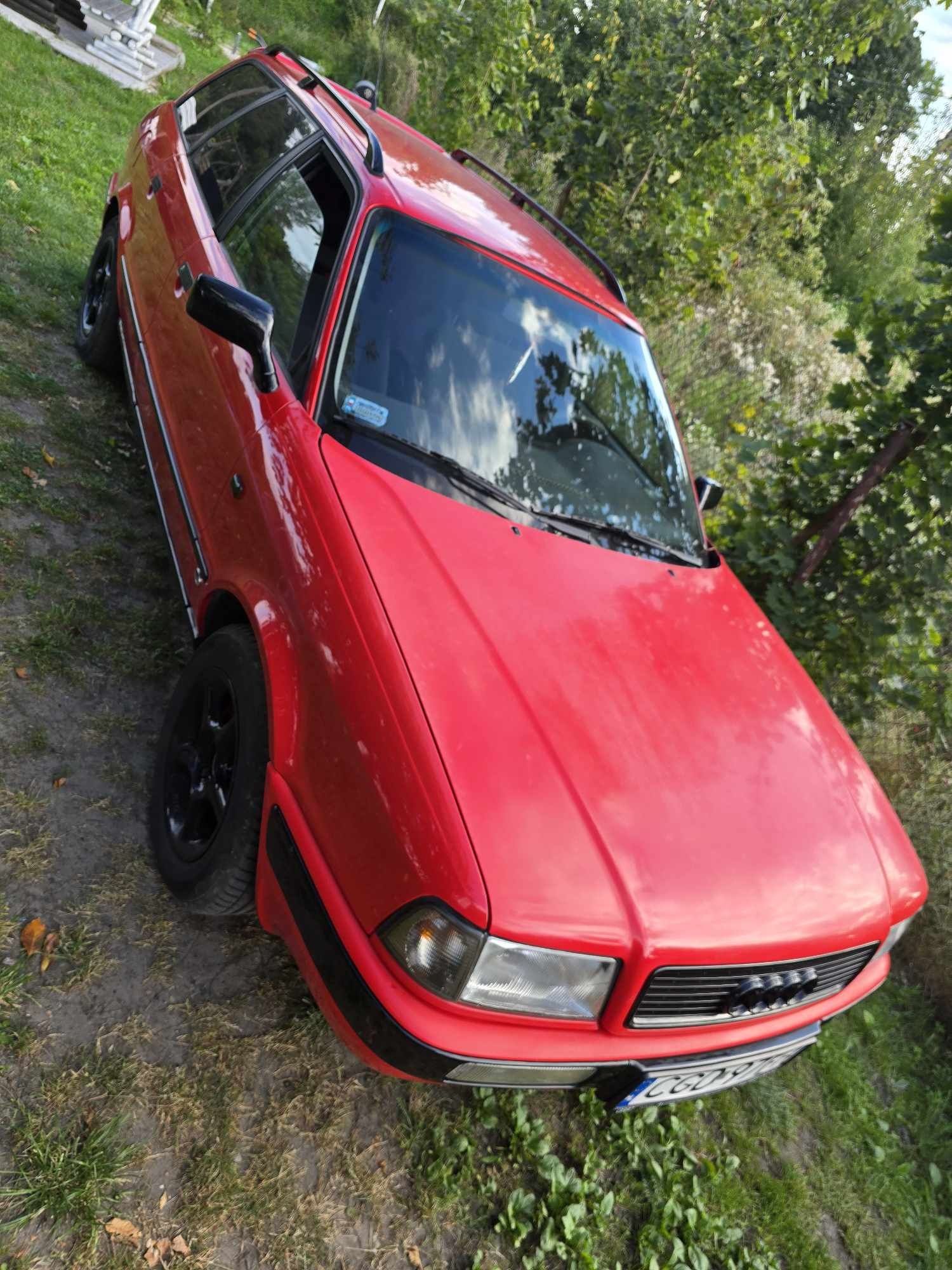 Audi 80.   B4 2.0