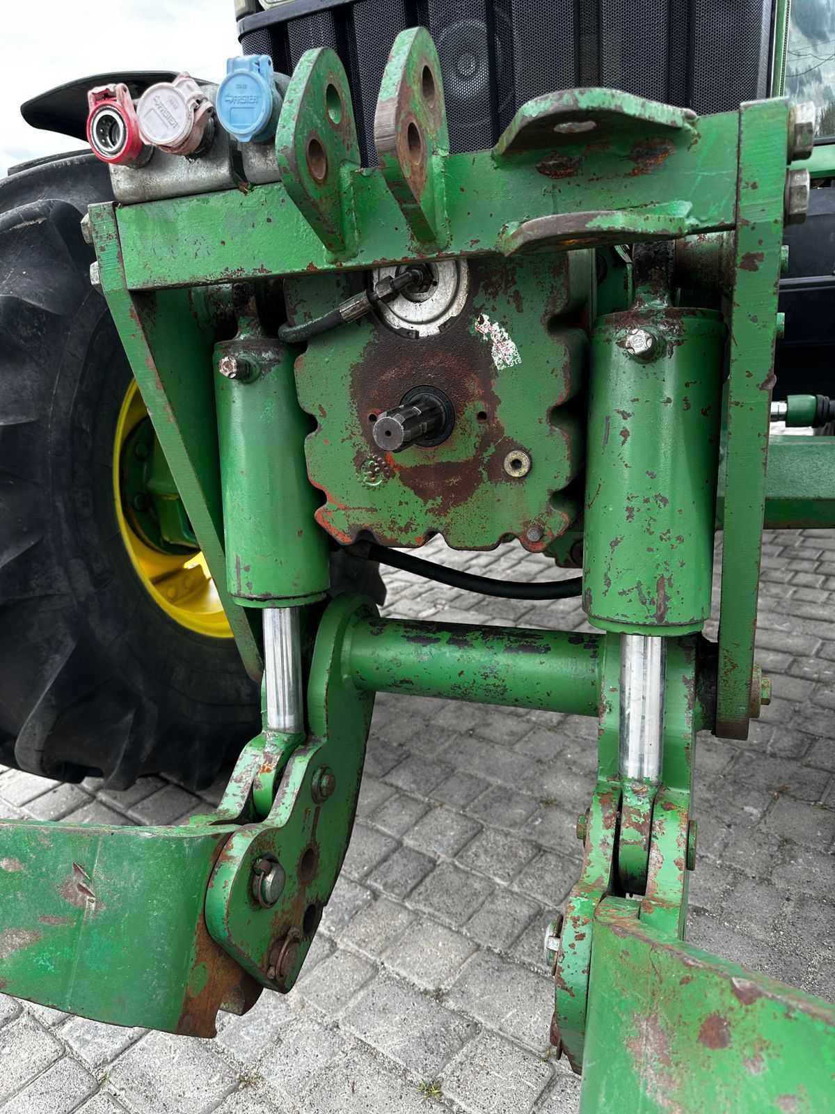Трактор John Deere 6600-1995 рік