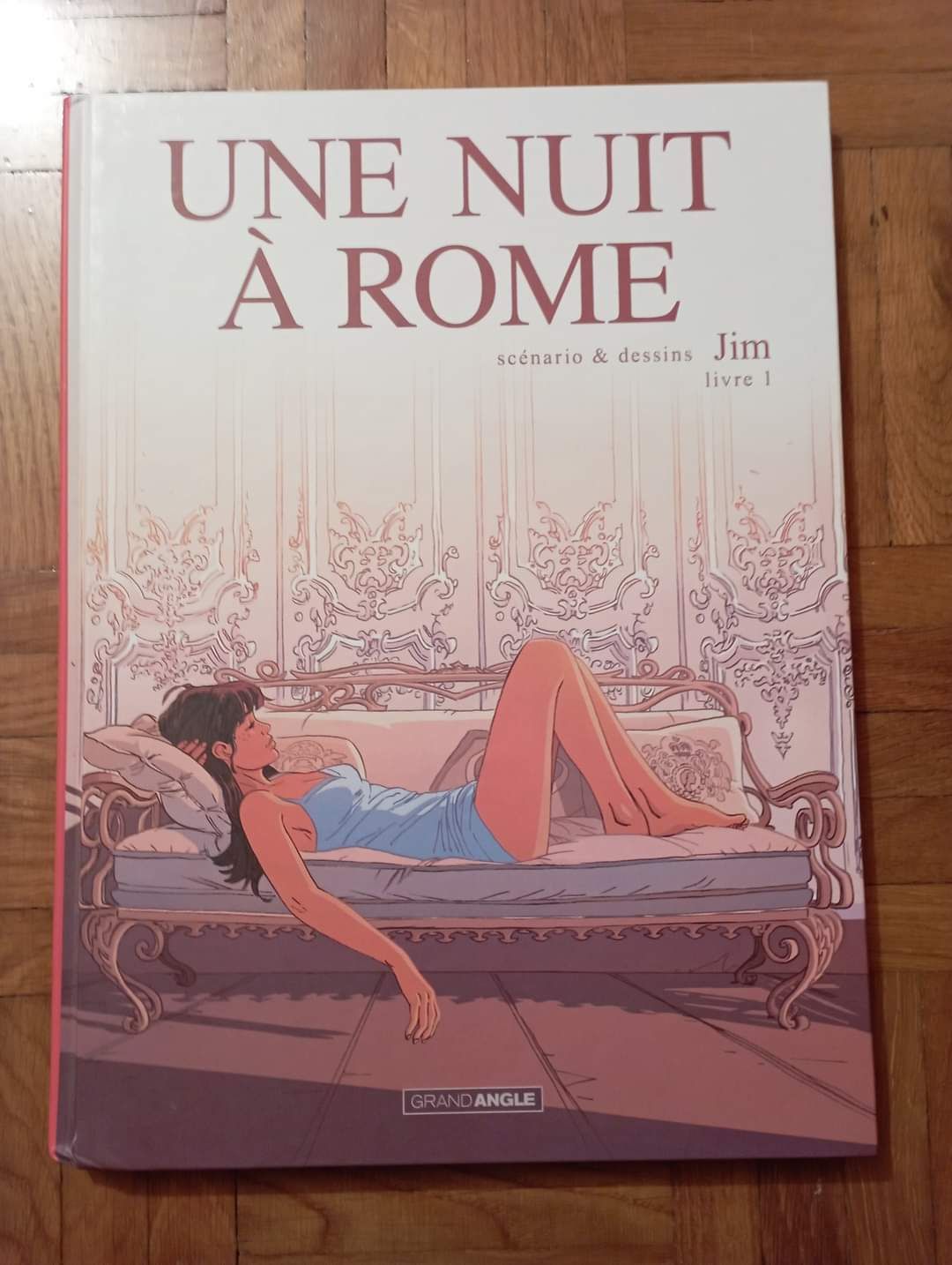 Une nuit à Rome - Volumes 1 e 2
PRIMEIRO CICLO COMPLETO
Jim
Edições fr