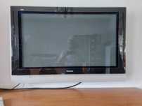 Telewizor Plazma Panasonic 42 całe plus DVB-T 2 dekoder plus wieszak