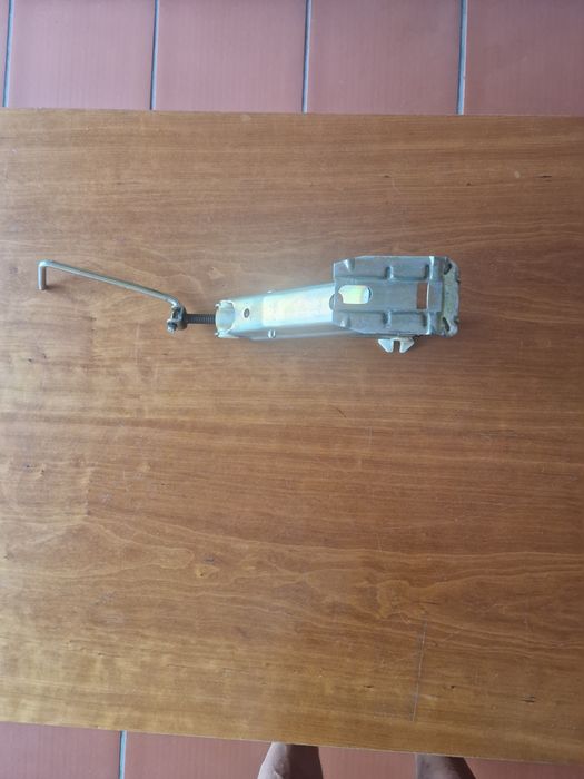 Macaco para automóveis
