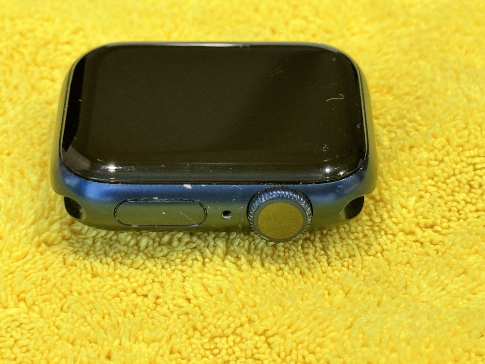 Apple Watch Series 6 40 mm blue 84%