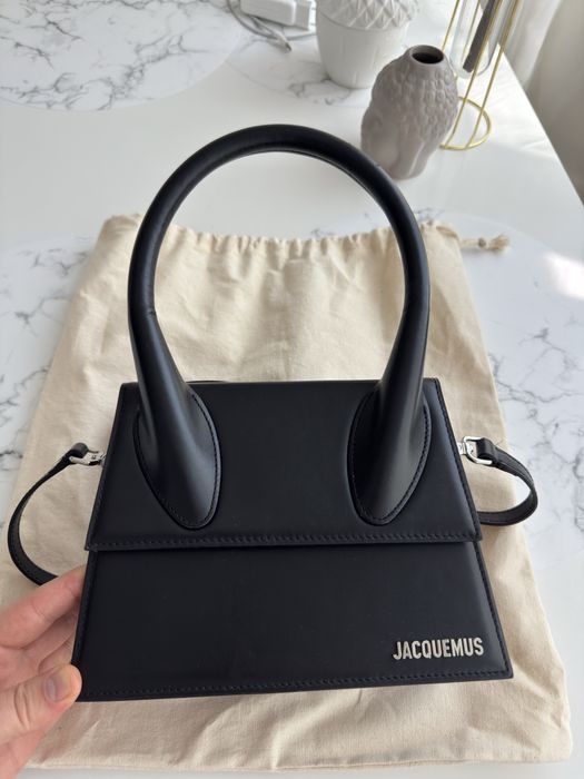 Продам Сумка-тоут Jacquemus!